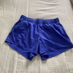 ATHELTIC WORKS Women Size Medium Purple Shorts